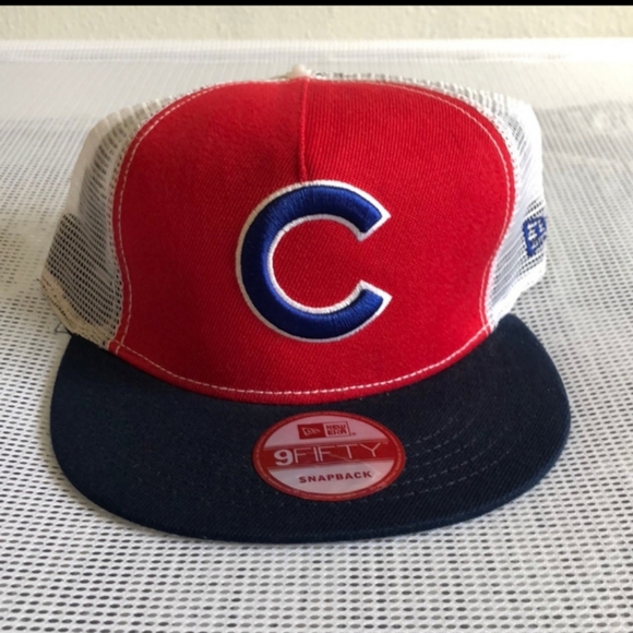 New Era Chicago Cub Snap Back 9 Fifty Hat - Picture 1 of 1